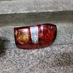 Rav4 2005 Taillight.