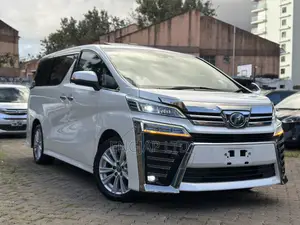 Toyota Vellfire 2018 White