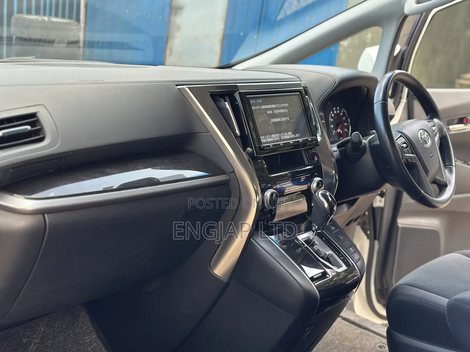 Toyota Vellfire 2018 White