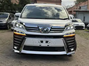 Toyota Vellfire 2018 White