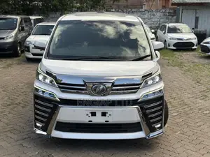 Toyota Vellfire 2018 White