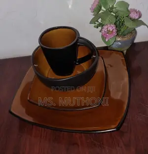 Vintage 24pc Ceramic Dinner Sets