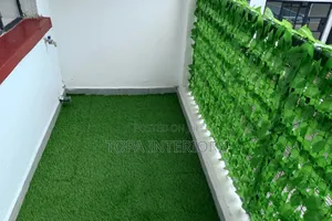 Perfect Beautiful Green Combo Balcony Artificial Green Grass Carpets