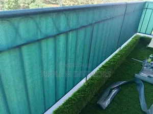 Functional Fencing With a Modern Aesthetic