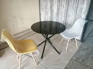 Modern 2-Seater Cafe Dining Set-Round