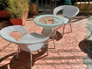 White Balcon Table With Chair