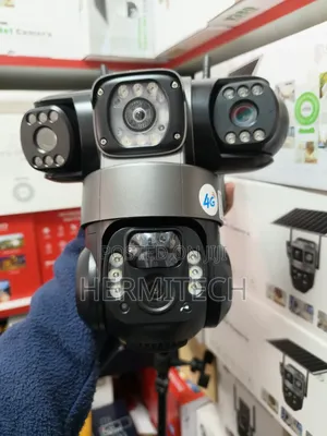 Outdoor Solar Camera 4g Model 3-Eyes Triple Lens
