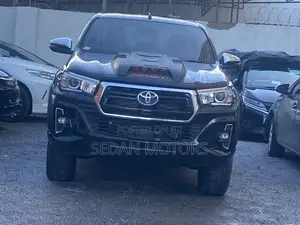 Toyota Hilux 2019 Black