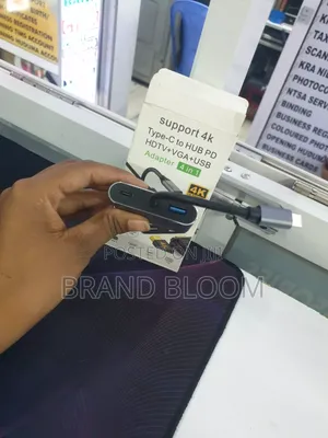 Type-C to Hub Pd Hdmi/Vga/Usb Adapter