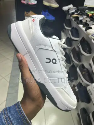 On Cloud Roger Federer Clubhouse Sneakers