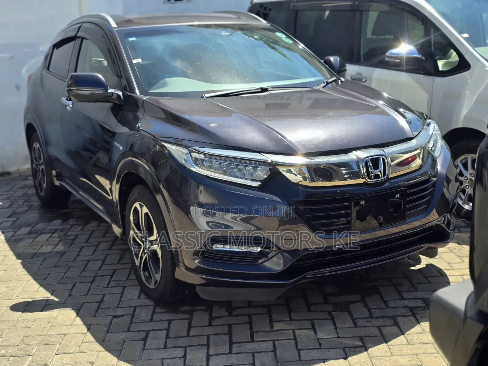 Honda Vezel 1.5 2WD 172 hp 2020 Brown