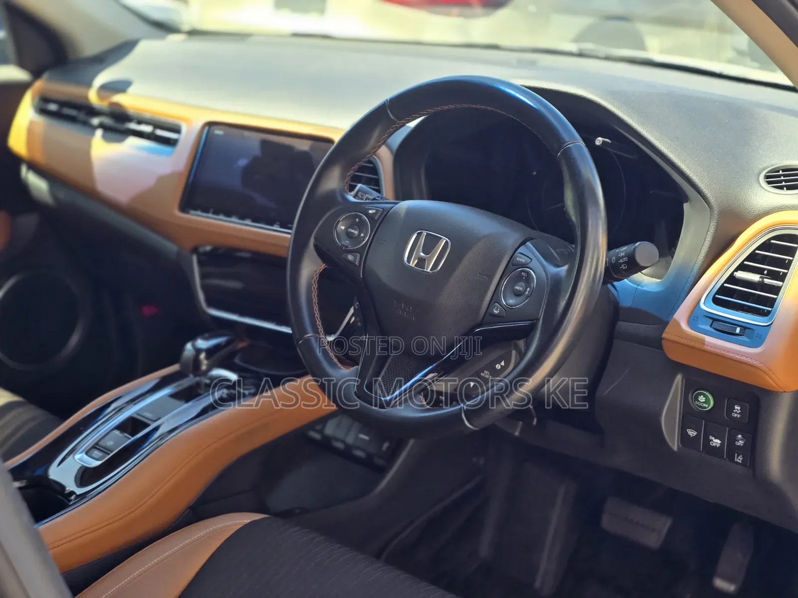 Honda Vezel 1.5 2WD 172 hp 2020 Brown