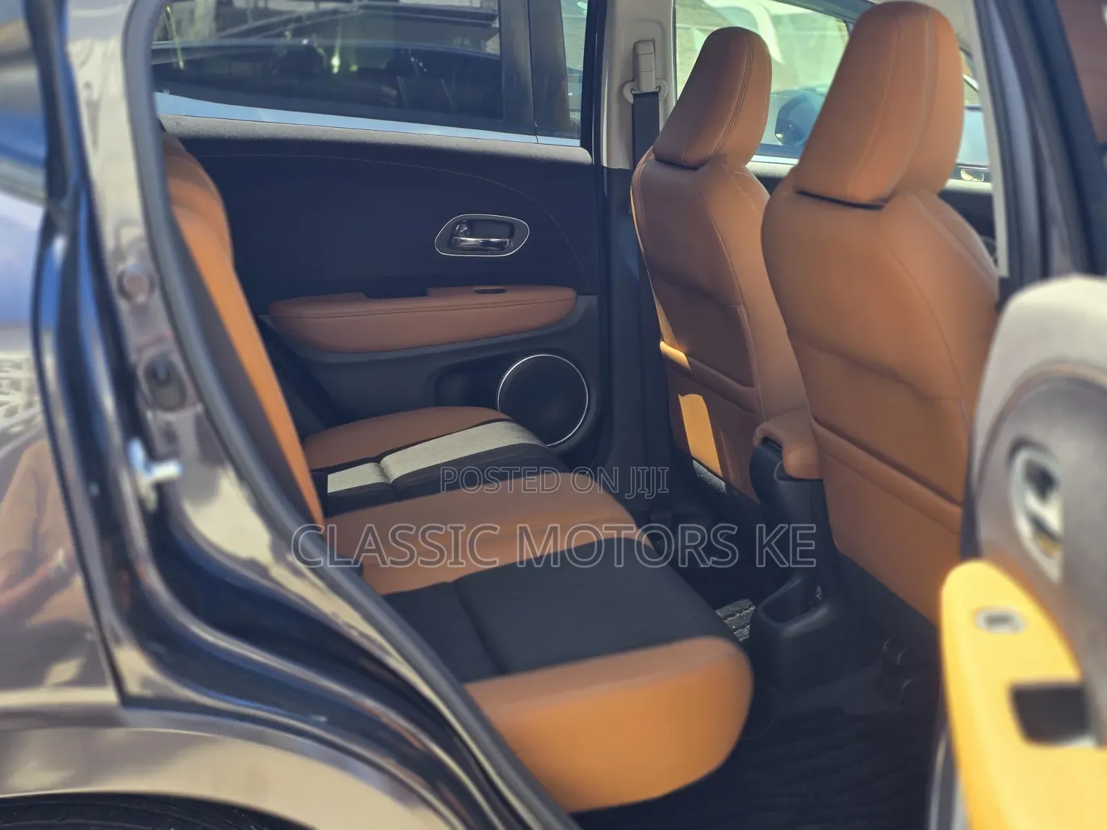 Honda Vezel 1.5 2WD 172 hp 2020 Brown