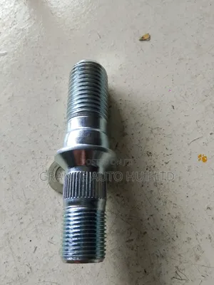 Left Bolt Wheel Stud Hyundai Hd72