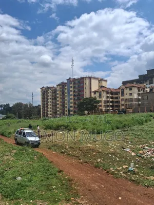 Ruaka Commercial 100x100 on Tarmac Road Ideal for Shops and Apartments