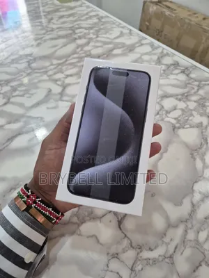 New Apple iPhone 15 Pro Max 256 GB White