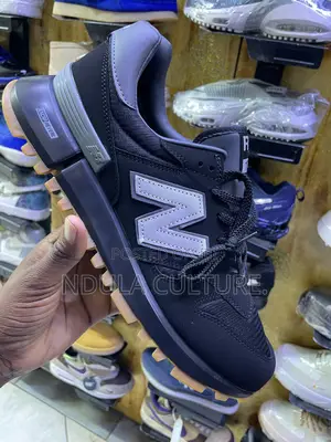New Balance Rc-1300 (Dad Shoes)