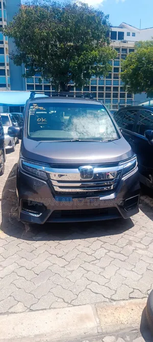 Honda Stepwgn 2019 Gray