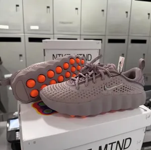 Nike Mind Pink 002 