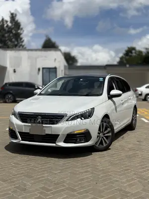 Peugeot 308 2019 White
