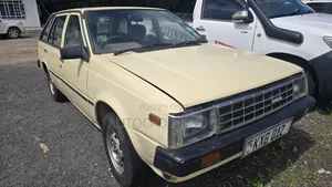 Nissan Sunny 1976 Pearl