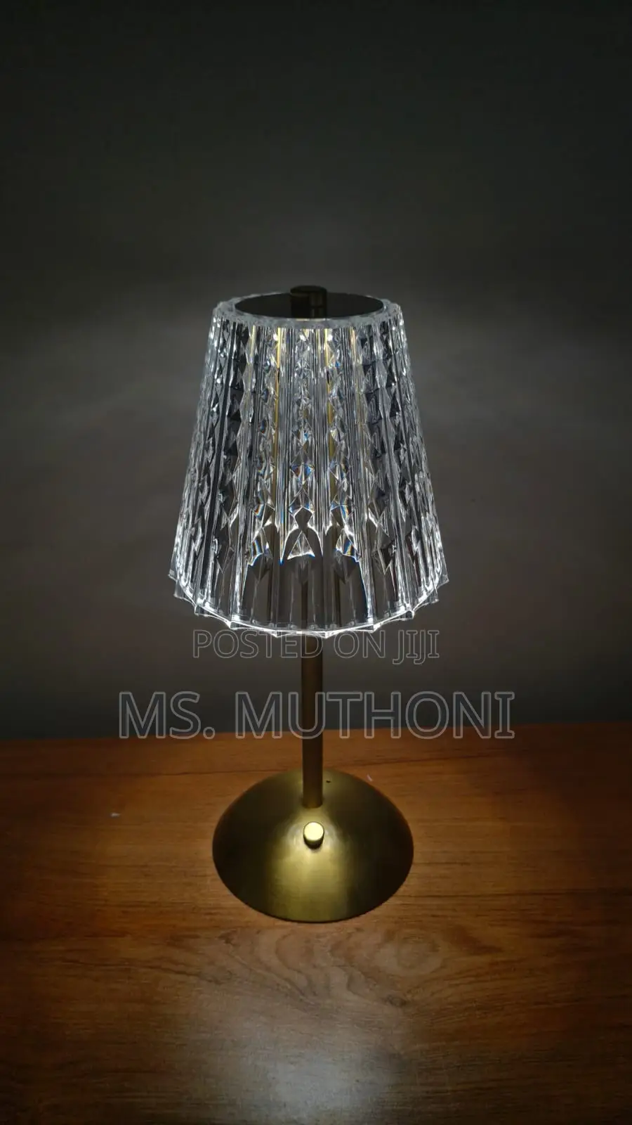 Minimalist Cordless Rechargeable Bedside Touch Lamp