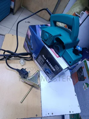 500 Watts Makita Electric Planner/Makita Wood Planner