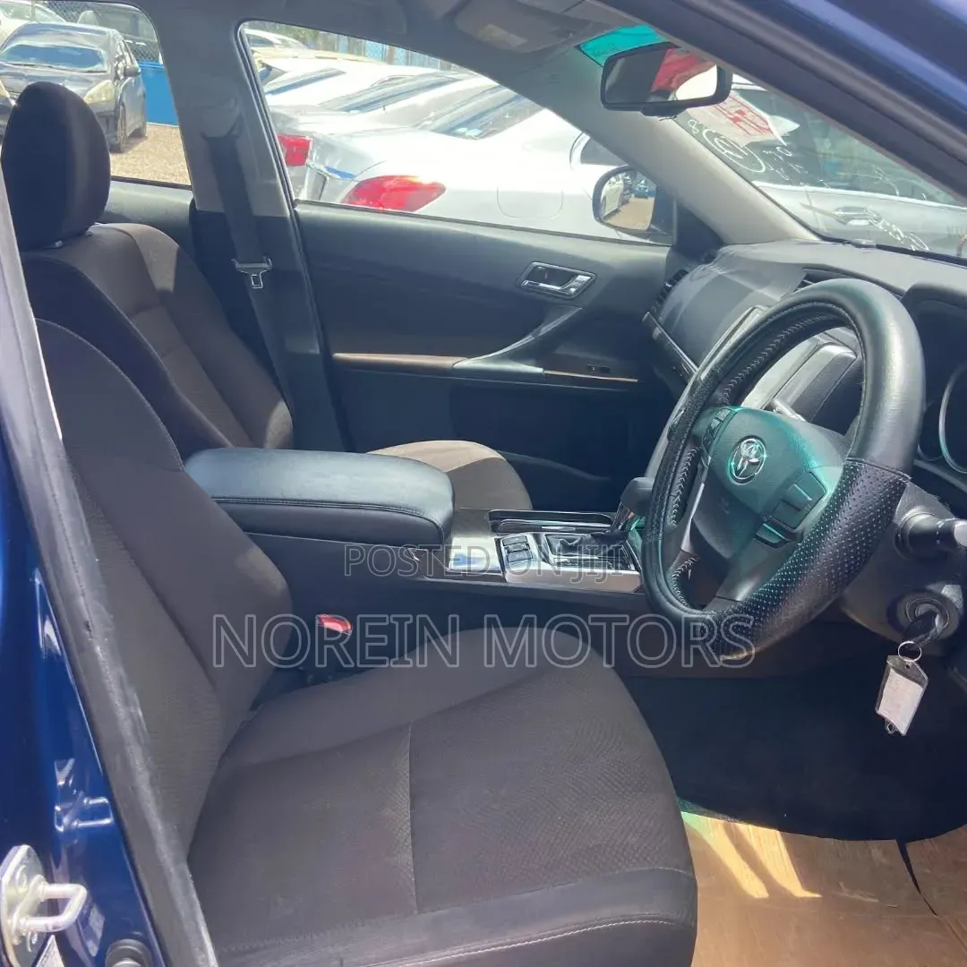 Toyota Mark X 2018 Blue
