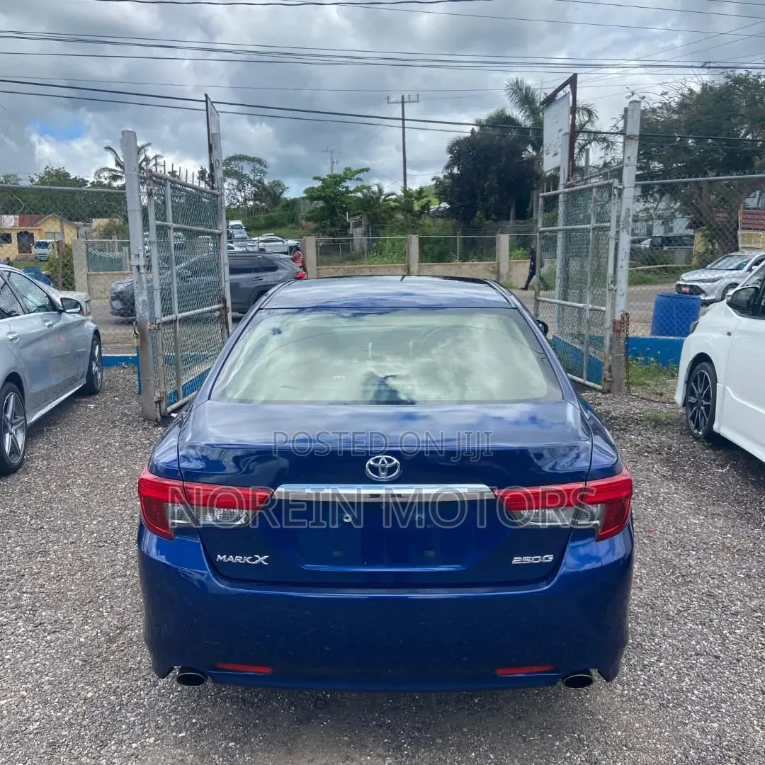 Toyota Mark X 2018 Blue