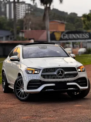 Mercedes-Benz GLE-Class GLE 400d 4MATIC 2020 Off white