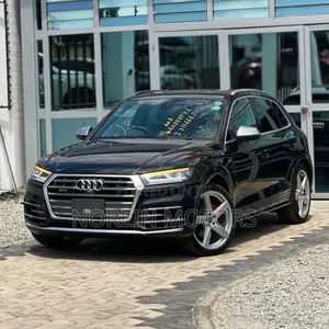 Audi Q5 45 Premium AWD quattro 2020 Matt Black