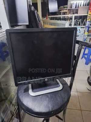 19 Inches Hp Monitor Normal