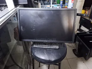 Dell 22 Inches Monitor Available
