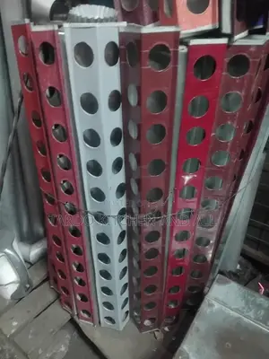 Metallic Chicken Feeder