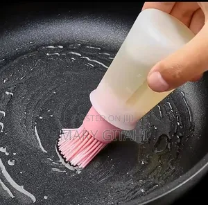 Heat Resistant Oil Dispenser With Brush*