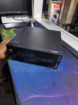 Desktop Computer Lenovo ThinkCentre M710 4GB Intel Core i5 HDD 256GB