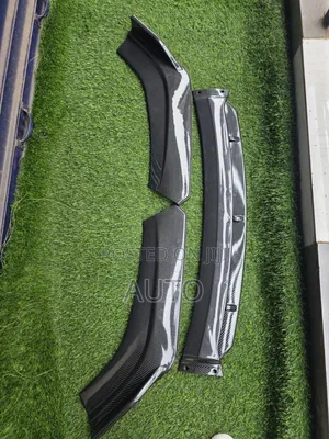 Universal Carbon Fiber Style Front Bumper Lip Splitter Kit (3pcs)