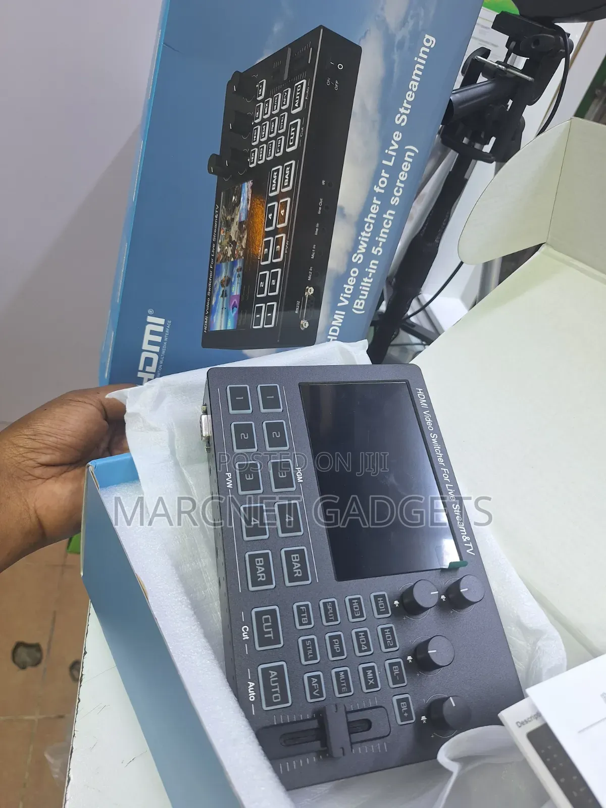 4 Way Hdmi Video Switcher Forblive Streaming With Built in Screen