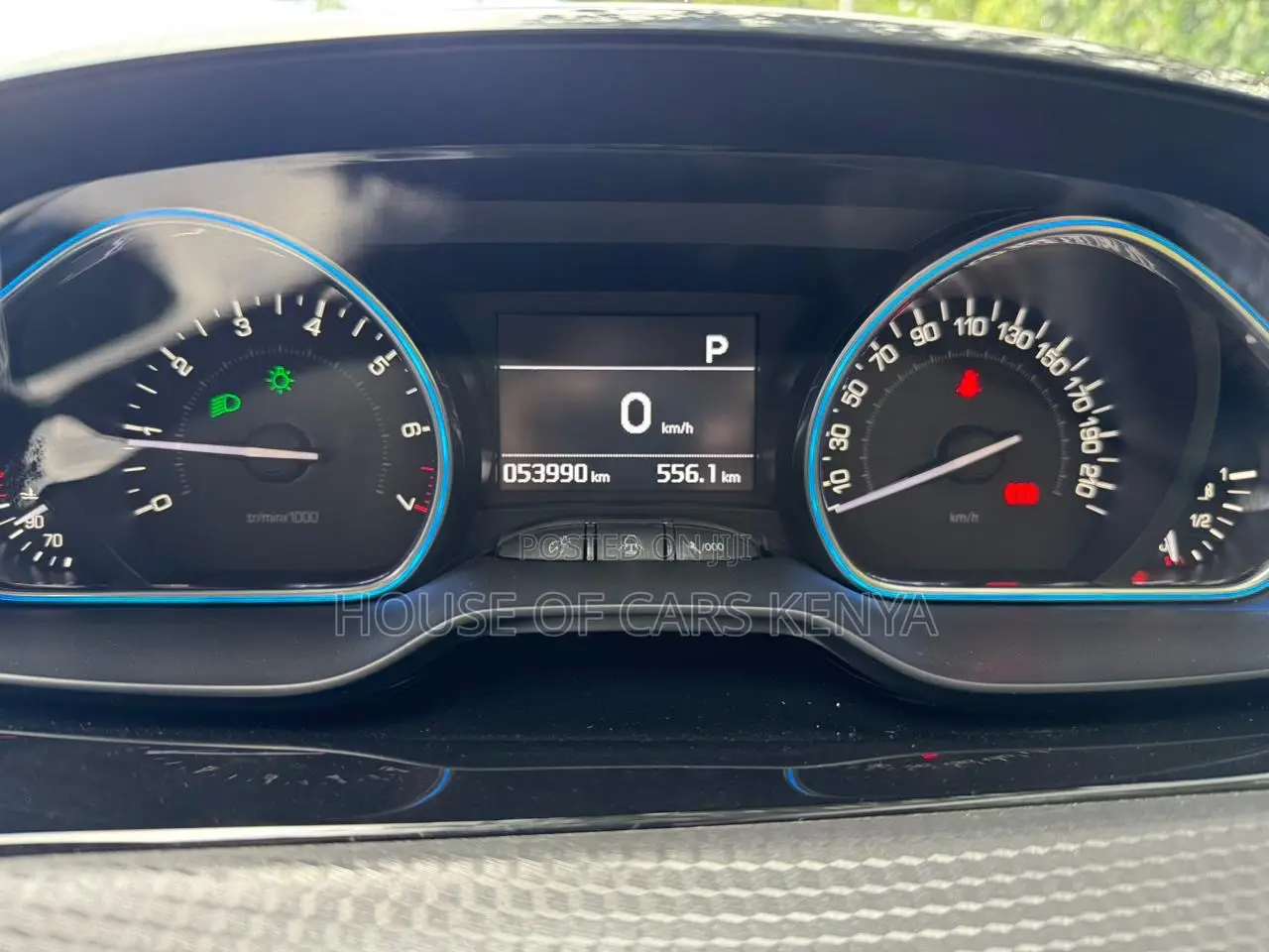 Peugeot 2008 2019 Red