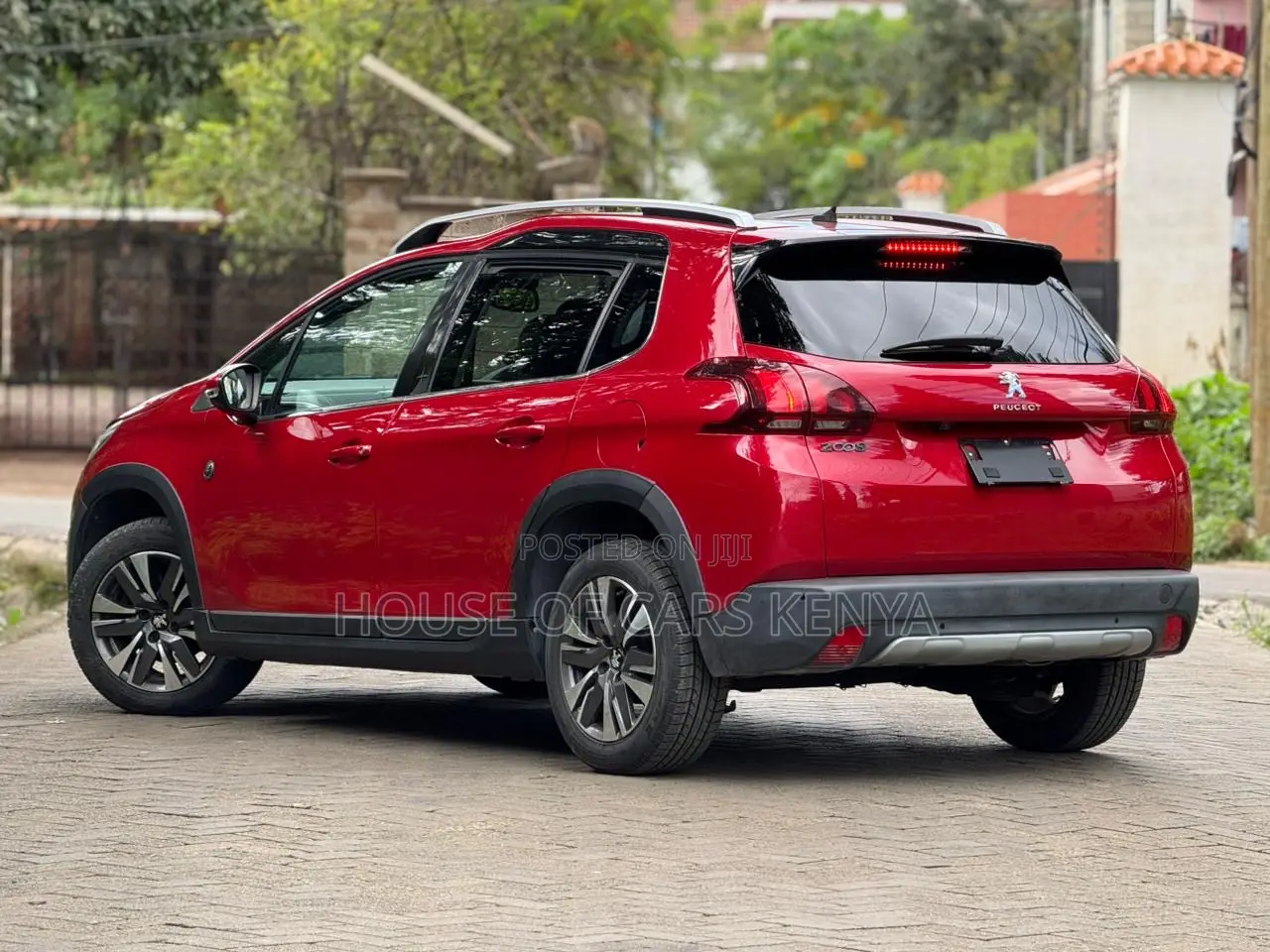 Peugeot 2008 2019 Red