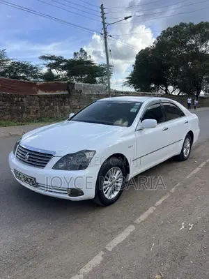 Toyota Crown 2008 White