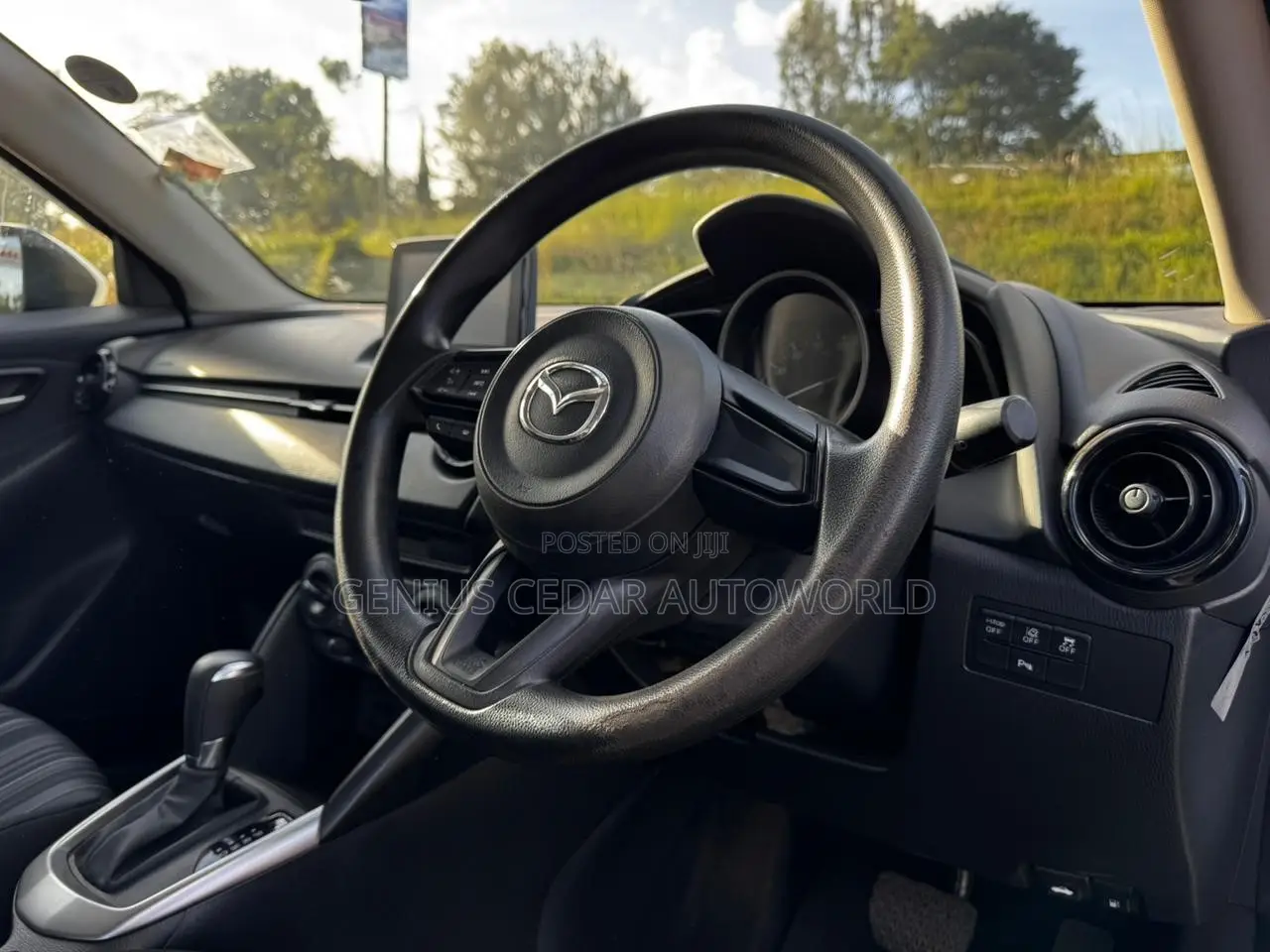 Mazda 2 2019