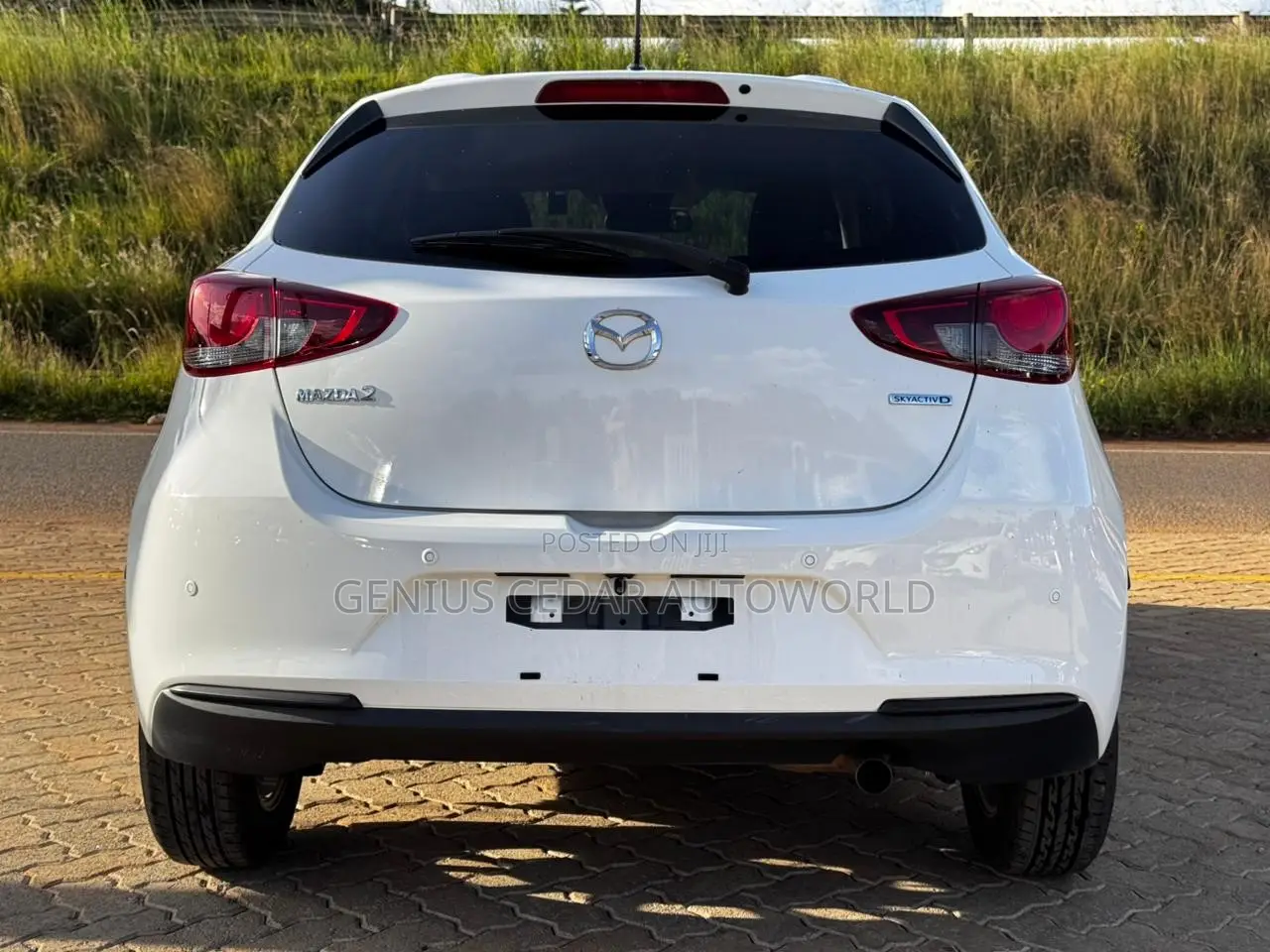Mazda 2 2019