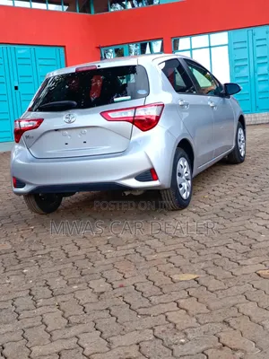 Toyota Vitz 2019 Silver