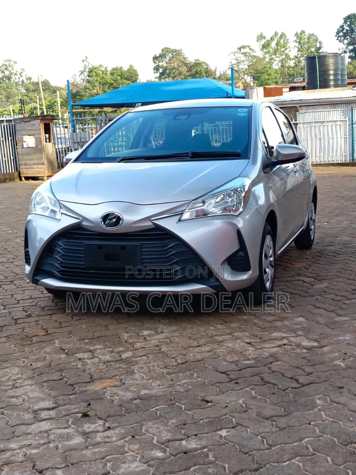 Toyota Vitz 2019 Silver