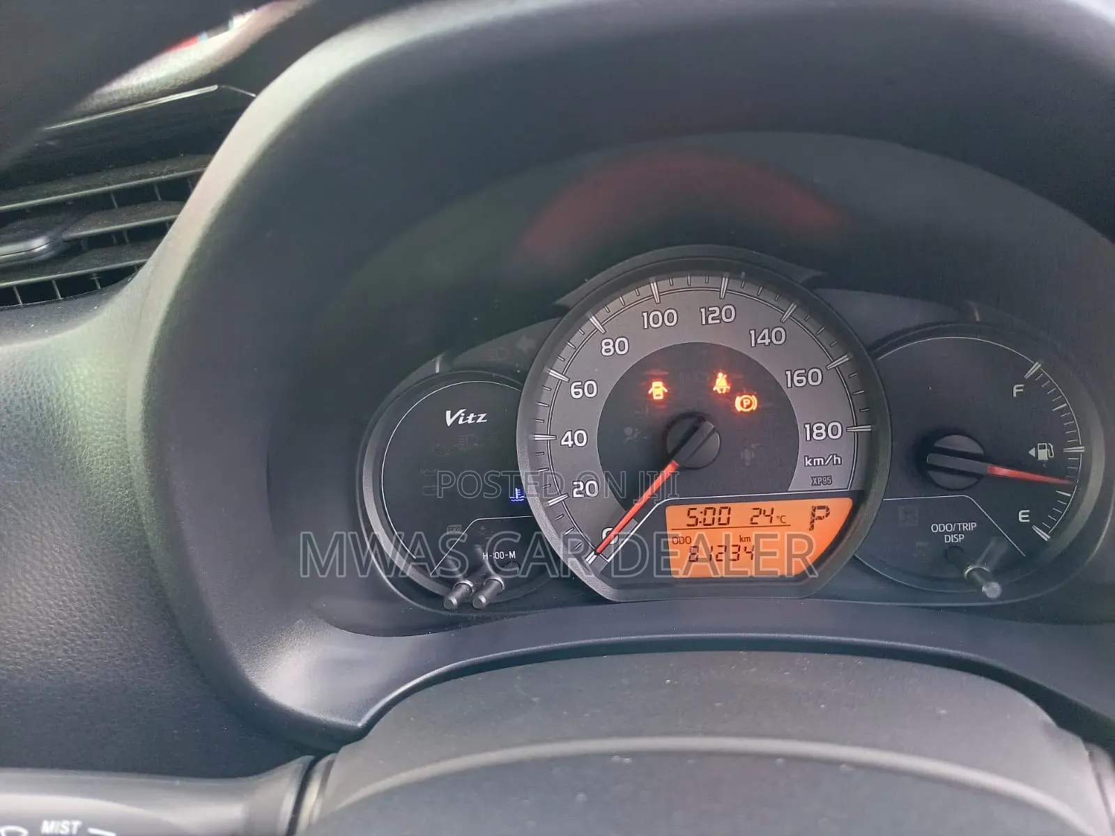 Toyota Vitz 2019 Silver