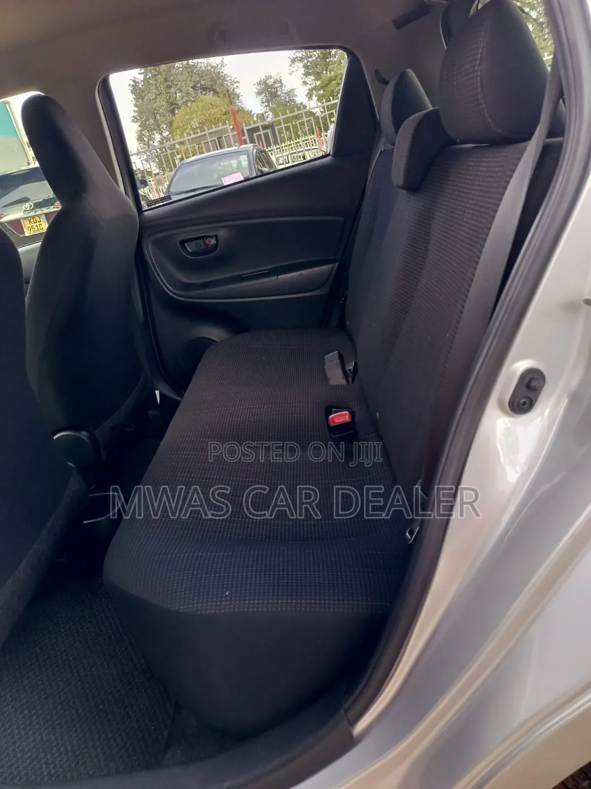 Toyota Vitz 2019 Silver