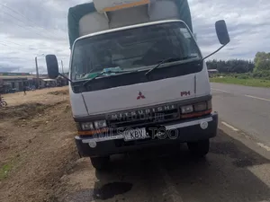 Mitsubish 215 Fh Lorry