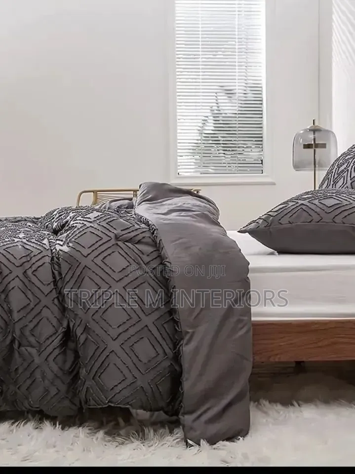 Modern Wave Pattern Comforter Cover Set