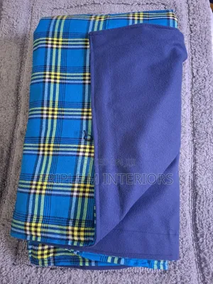 Everyday Comfort Maasai Pattern Fleece Throw Blankets
